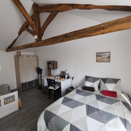 Chambre Privative Dans Ferme Renovee A 7Mn De Perigueux Champcevinel Extérieur photo